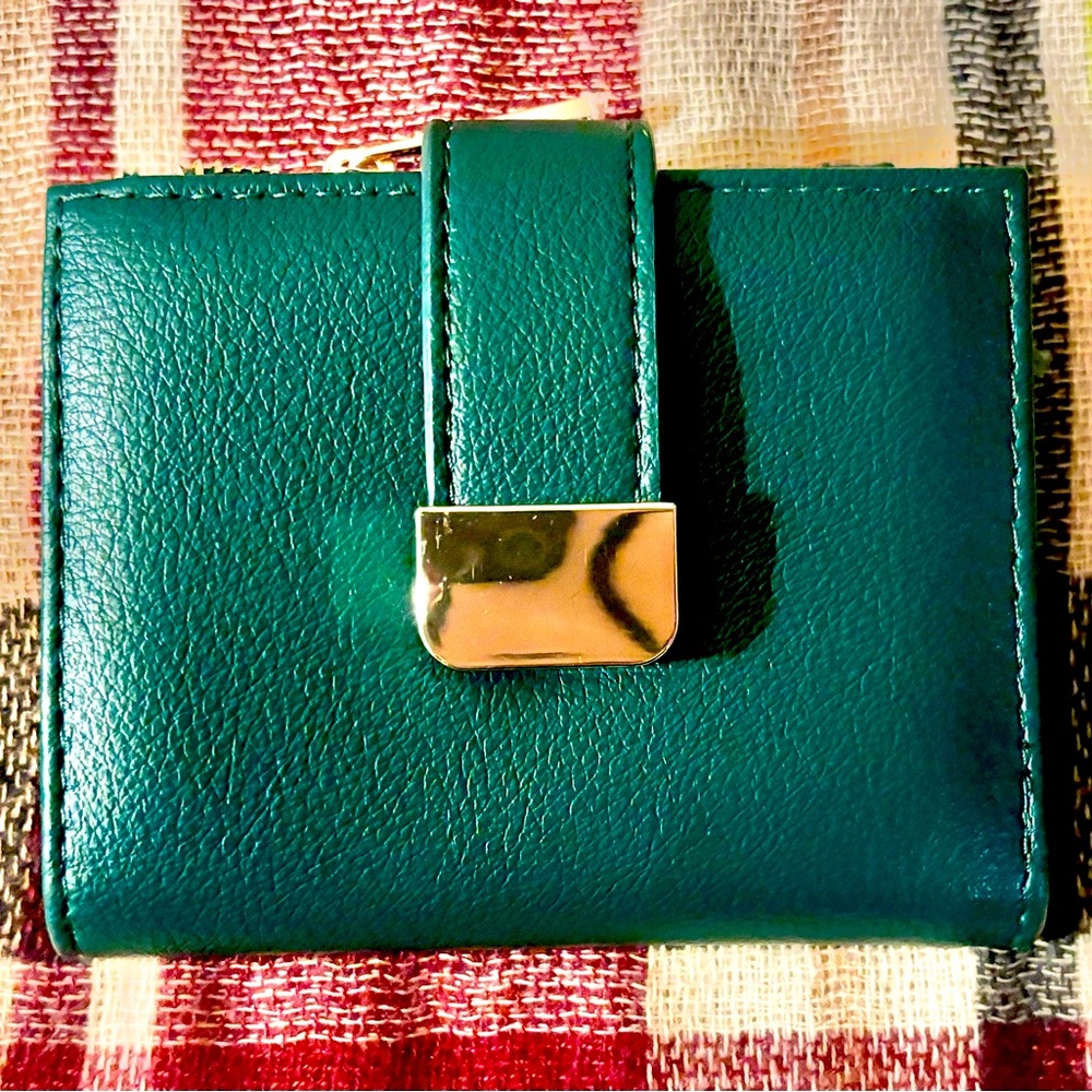 Forest green On 34th Gella bifold women’s wallet.